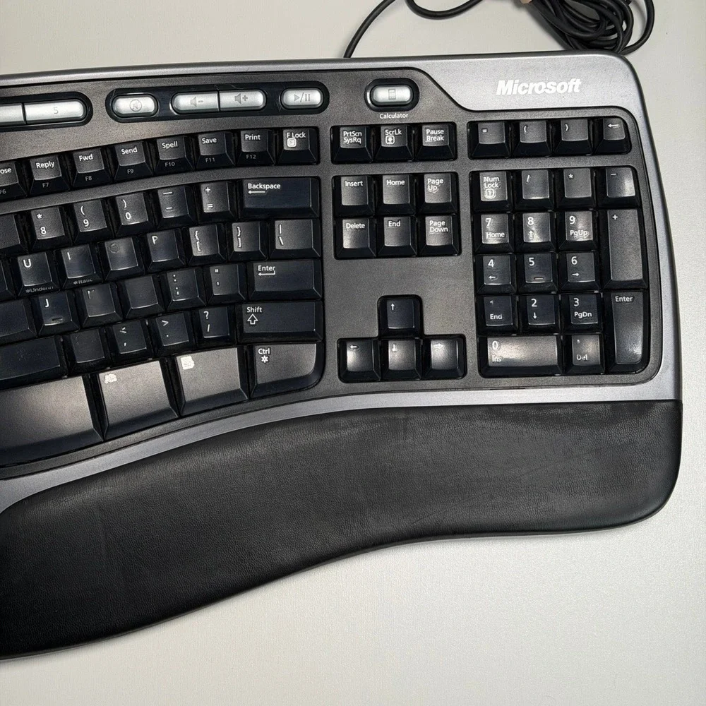 Microsoft‎ Natural Ergonomic Keyboard 4000v1.0 Silver/Black KU-0462 *Working